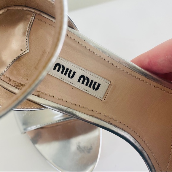 Miu Miu Matte Silver Kitten Heel Ankle Sandal 39.5 - Picture 6 of 7